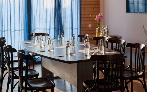 Exclusive Meeting Room and Lounge Area at MillCreek